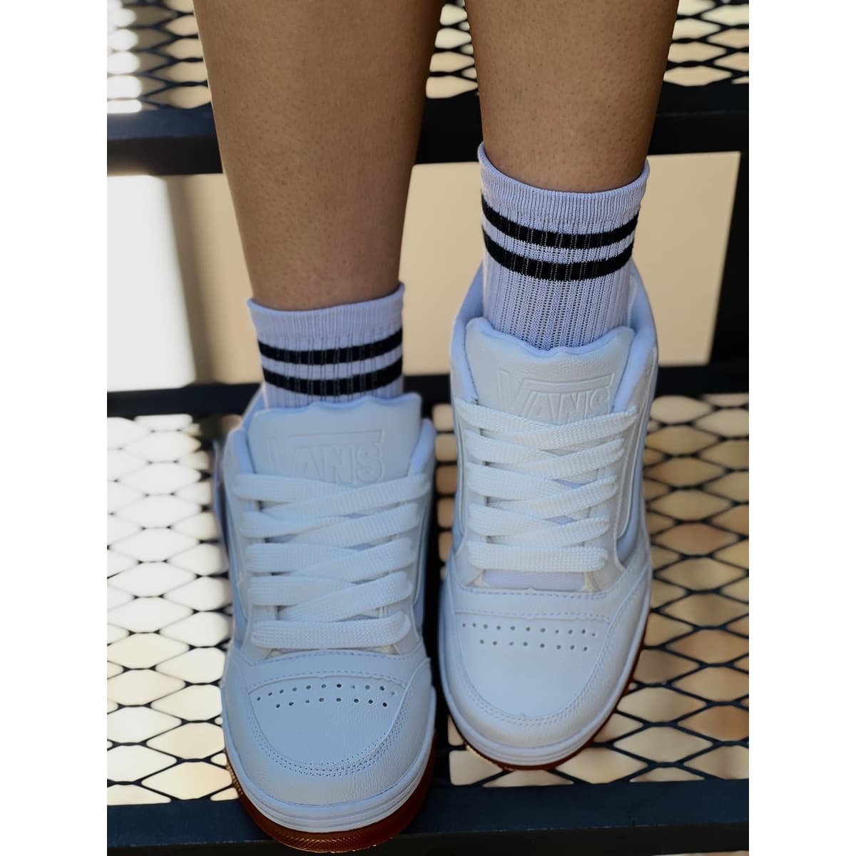 Vans Lowland — Blanco — foto 1